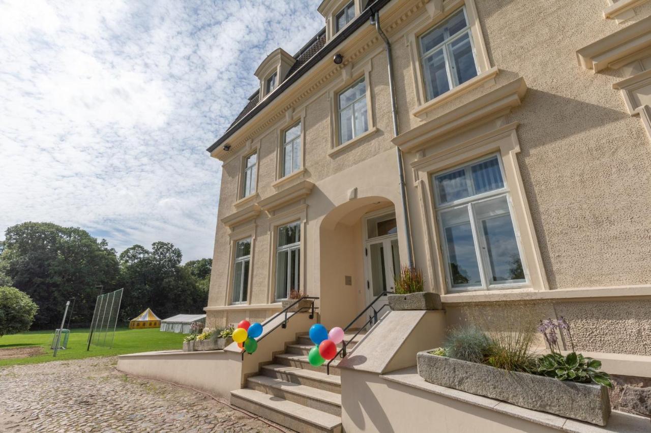 Familienhotel Schloss Leizen Bioverpflegung Esterno foto