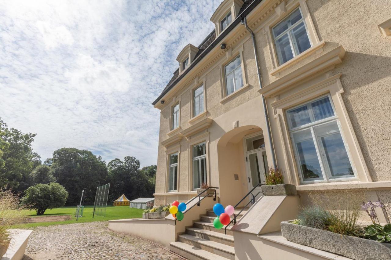 Familienhotel Schloss Leizen Bioverpflegung Esterno foto
