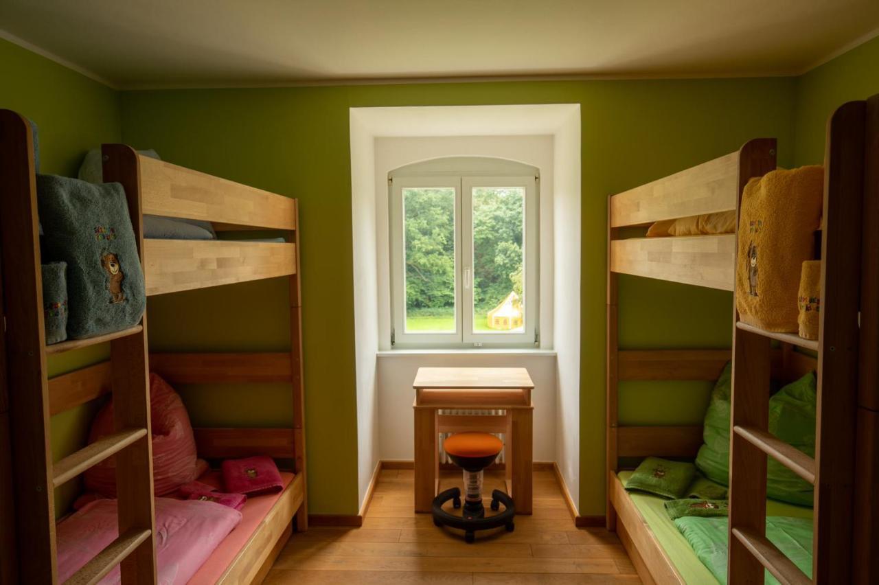 Familienhotel Schloss Leizen Bioverpflegung Esterno foto