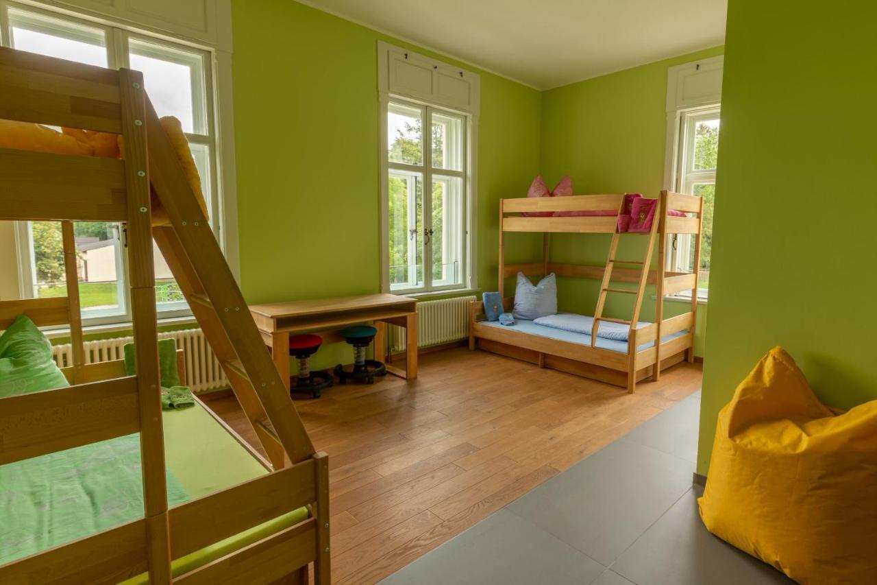 Familienhotel Schloss Leizen Bioverpflegung Esterno foto