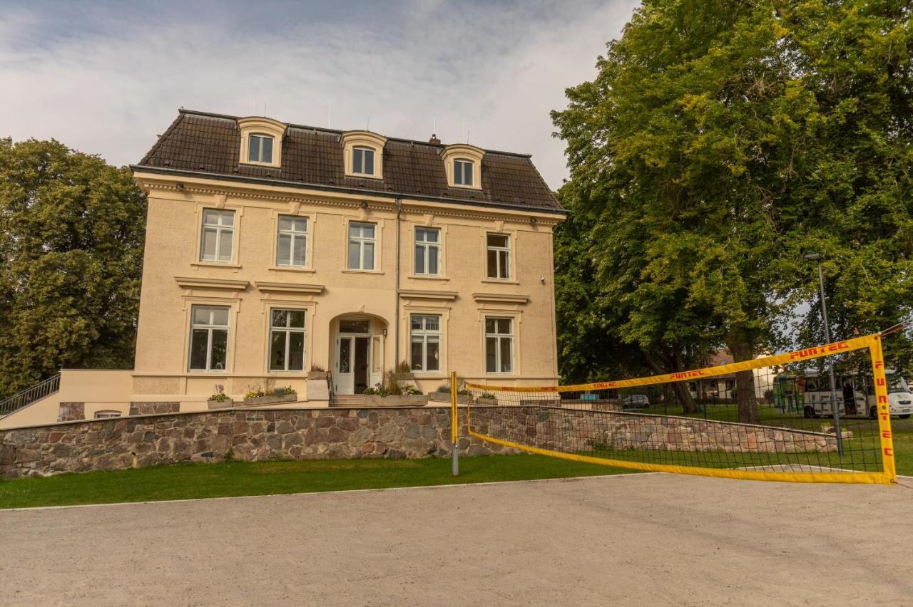 Familienhotel Schloss Leizen Bioverpflegung Esterno foto