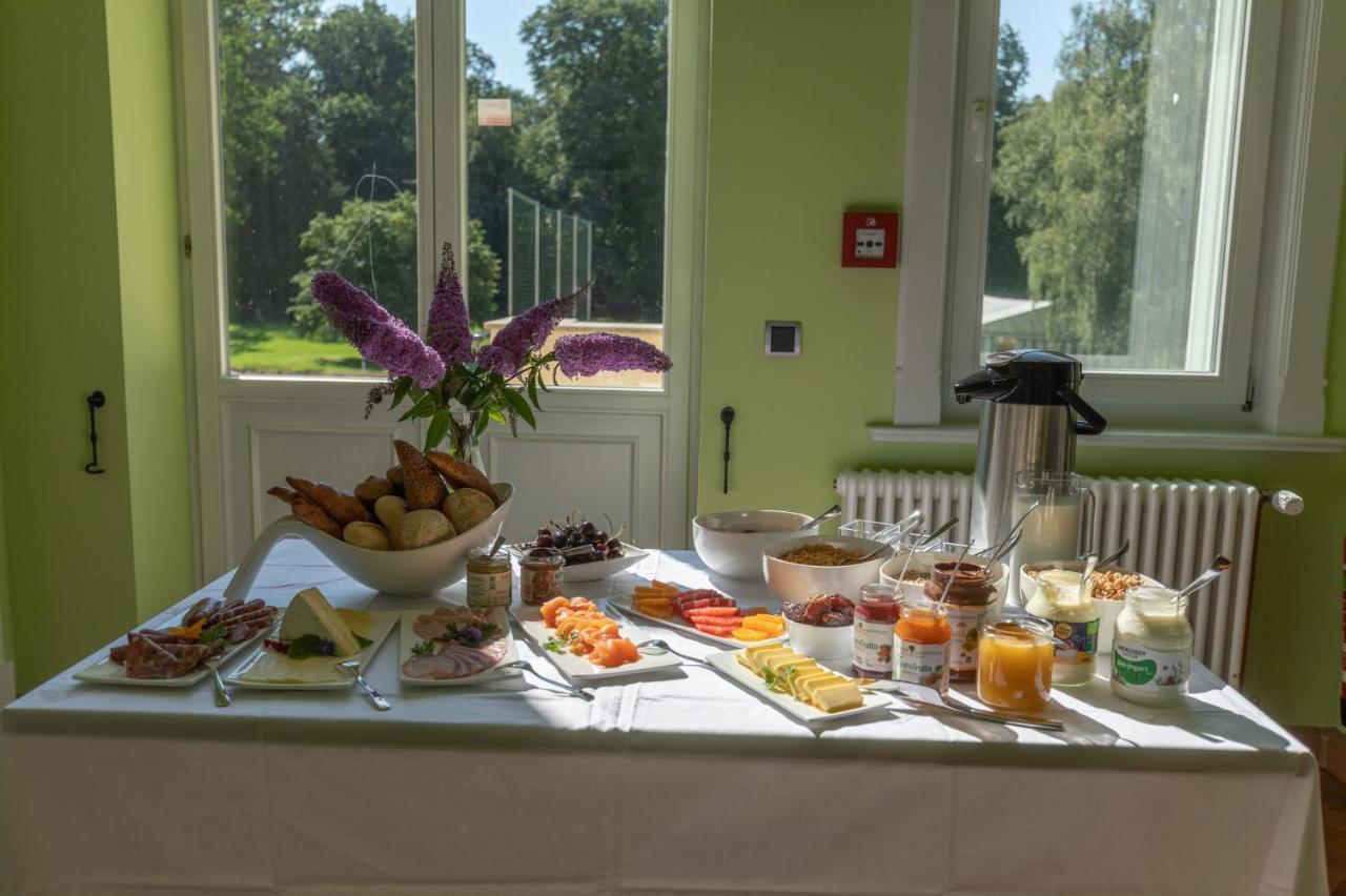 Familienhotel Schloss Leizen Bioverpflegung Esterno foto