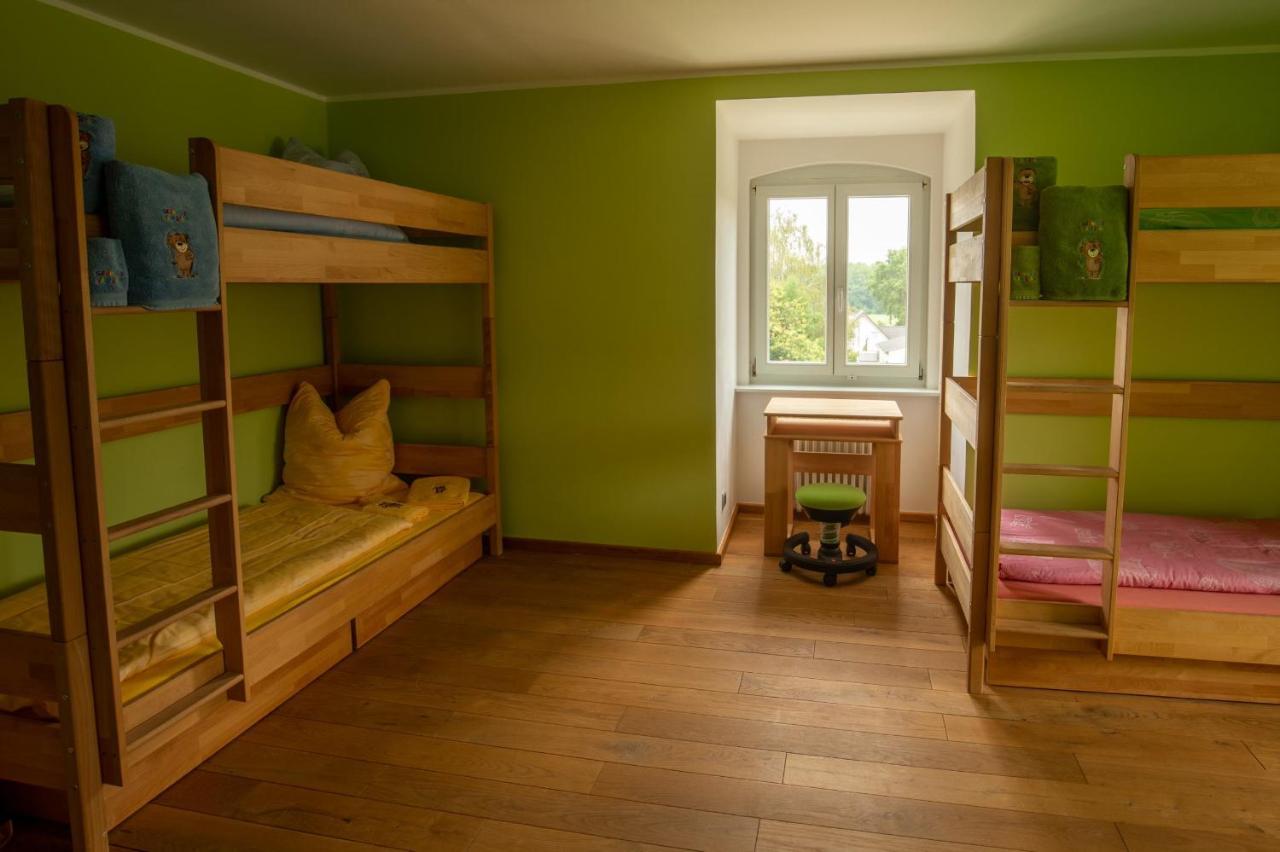 Familienhotel Schloss Leizen Bioverpflegung Esterno foto
